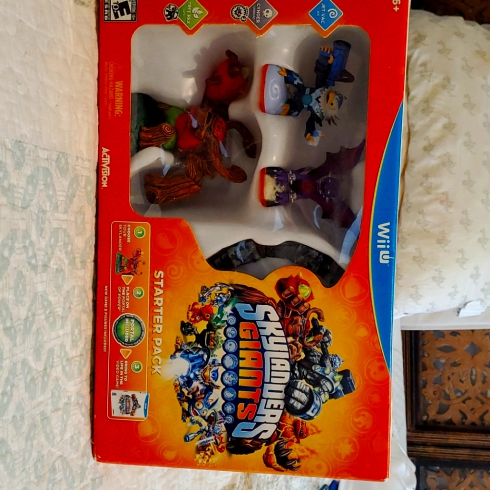 Wii skylanders giants, starter pack